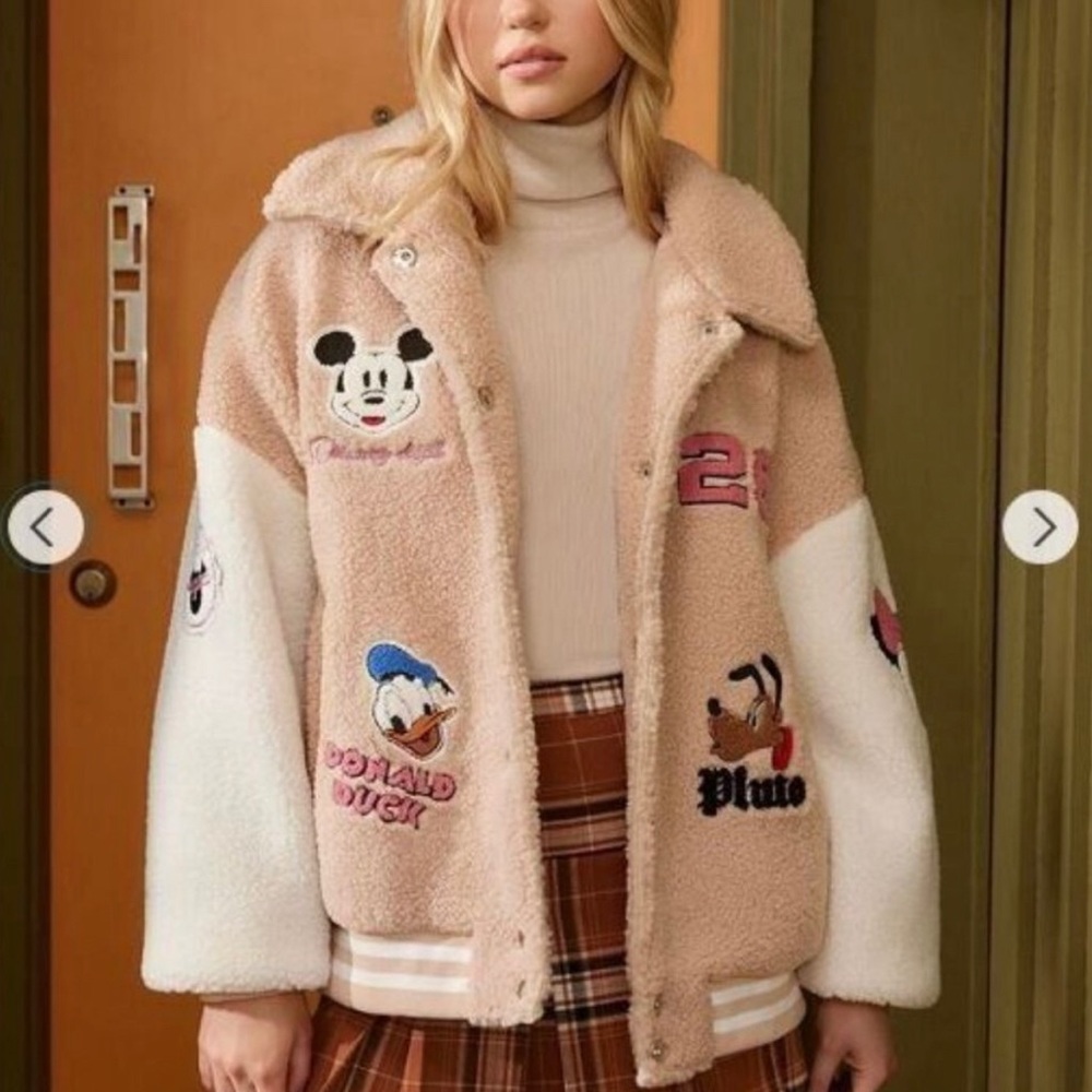 NWT FOREVER 21 Mickey jacket *sold out